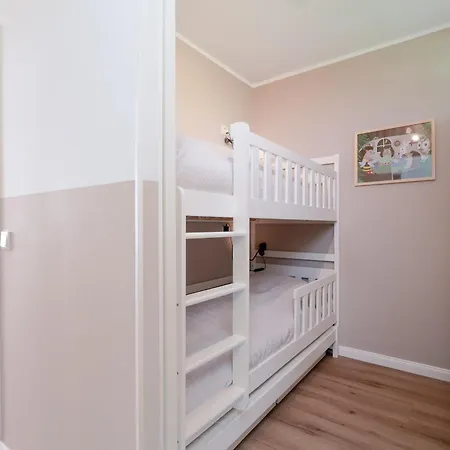 App 185 - Strandlage ジールクスドルフ